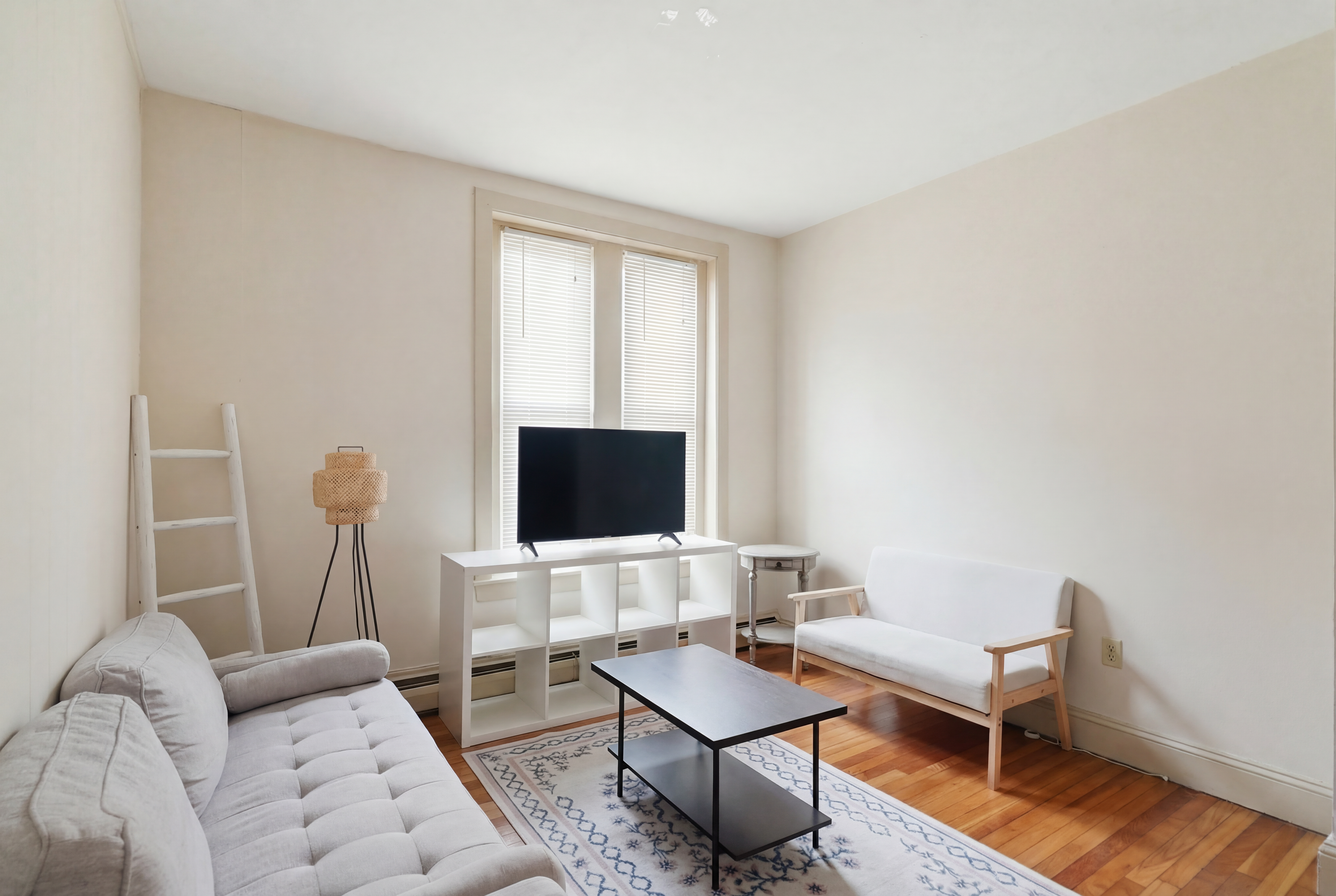 Photos of apartment on Tremont St.,Boston MA 02120