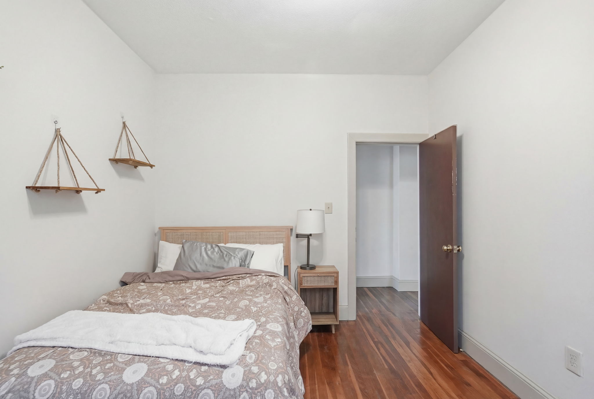 Photos of apartment on Tremont St.,Boston MA 02120