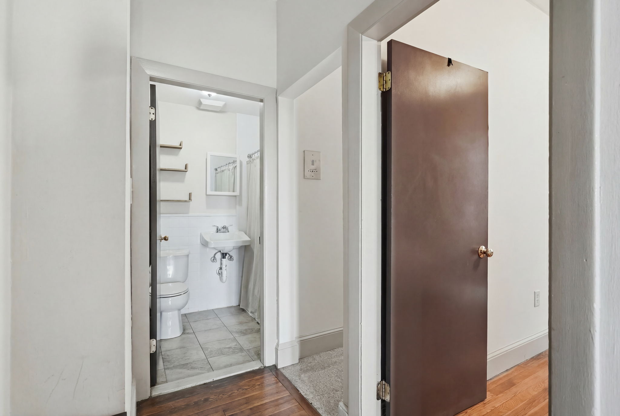 Photos of apartment on Tremont St.,Boston MA 02120