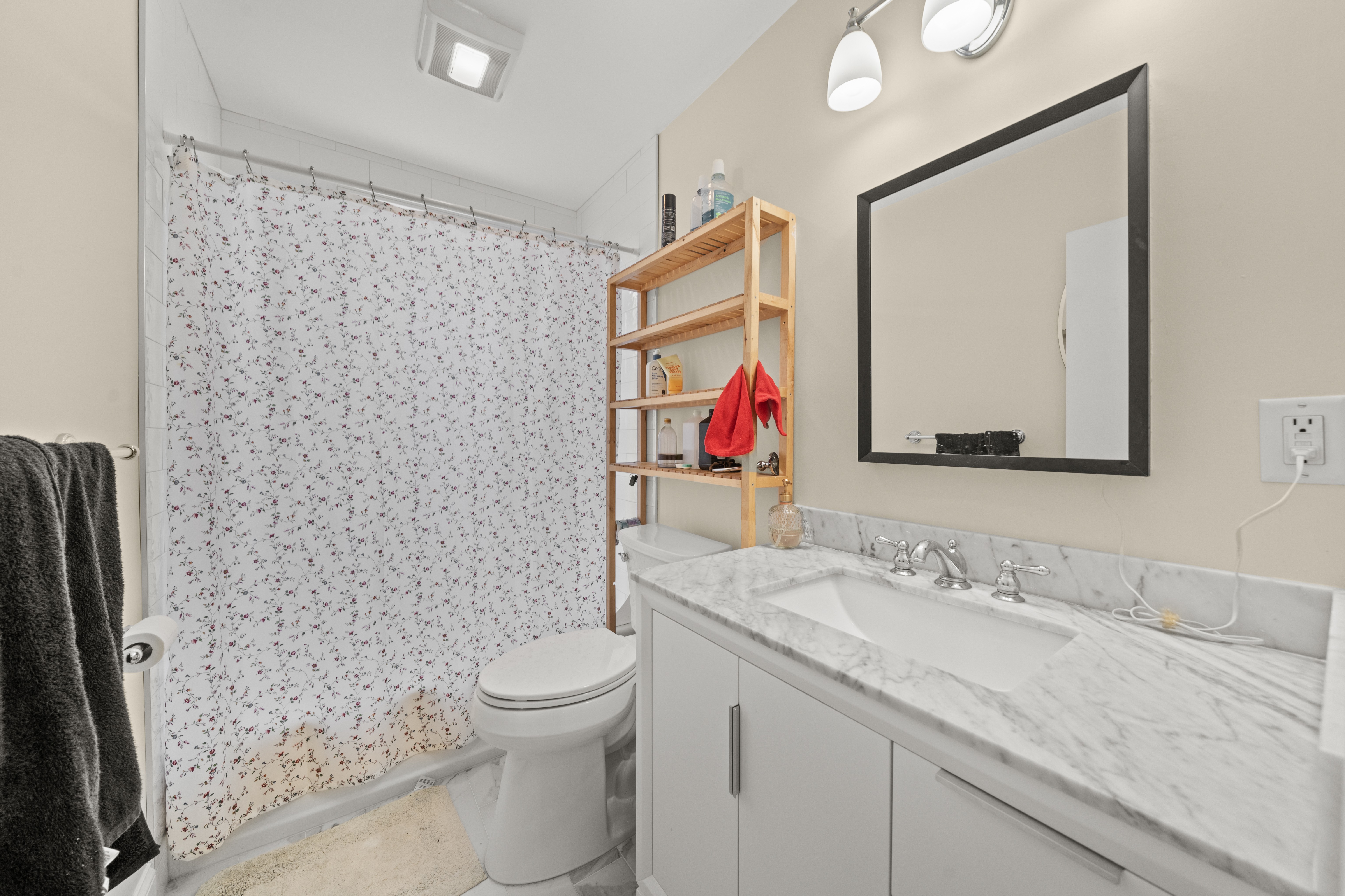 Photos of apartment on Wigglesworth St.,Boston MA 02120