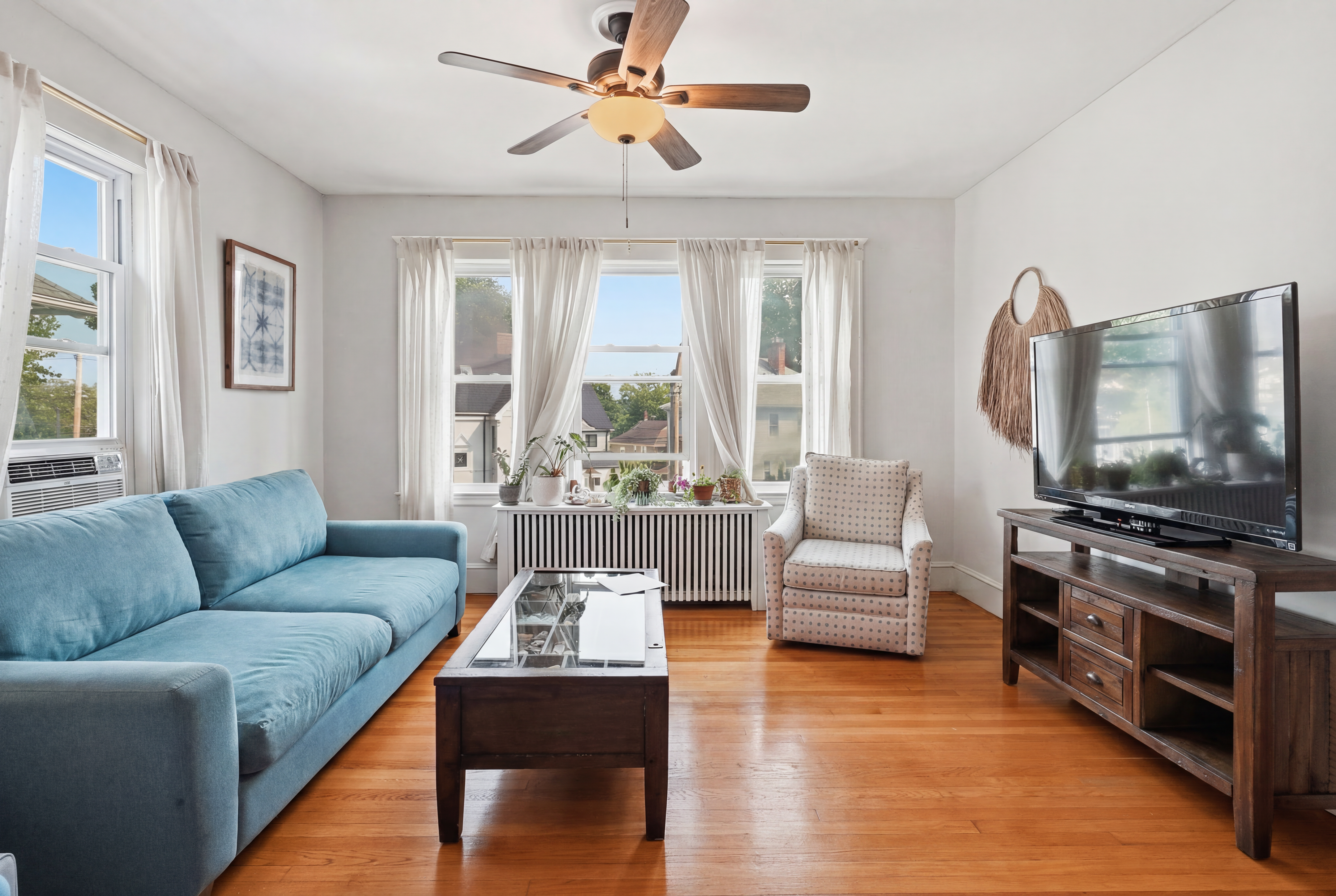 Photos of apartment on Willowwood St.,Boston MA 02124