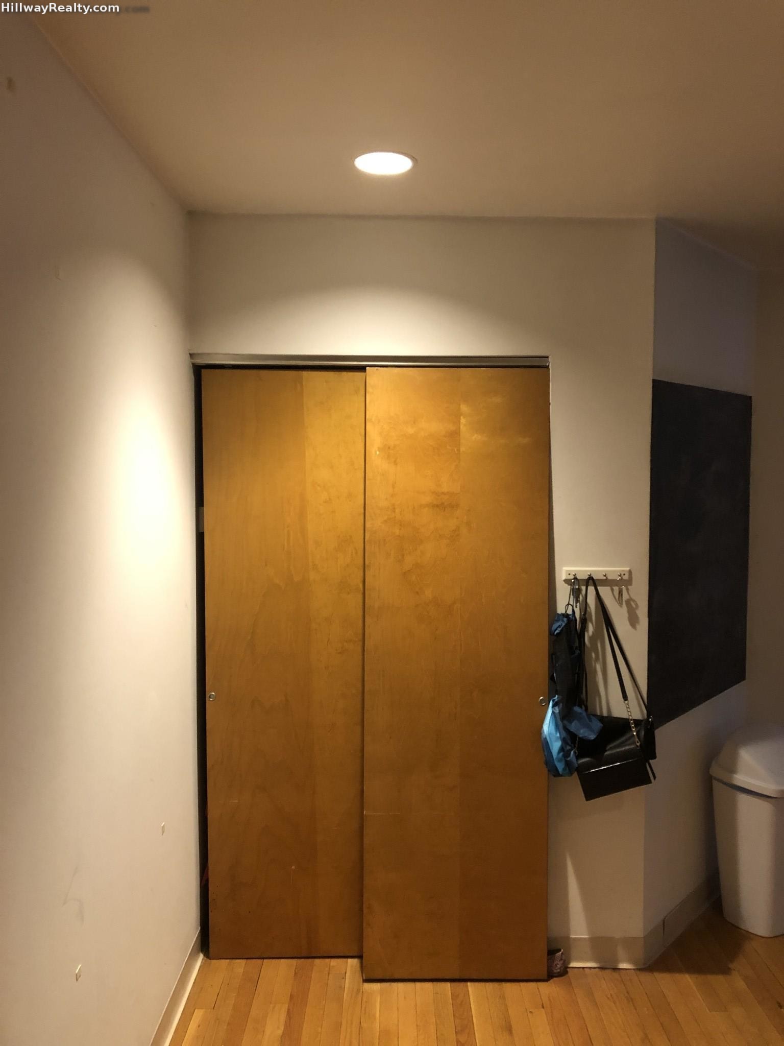 103 Gainsborough St, Fenway