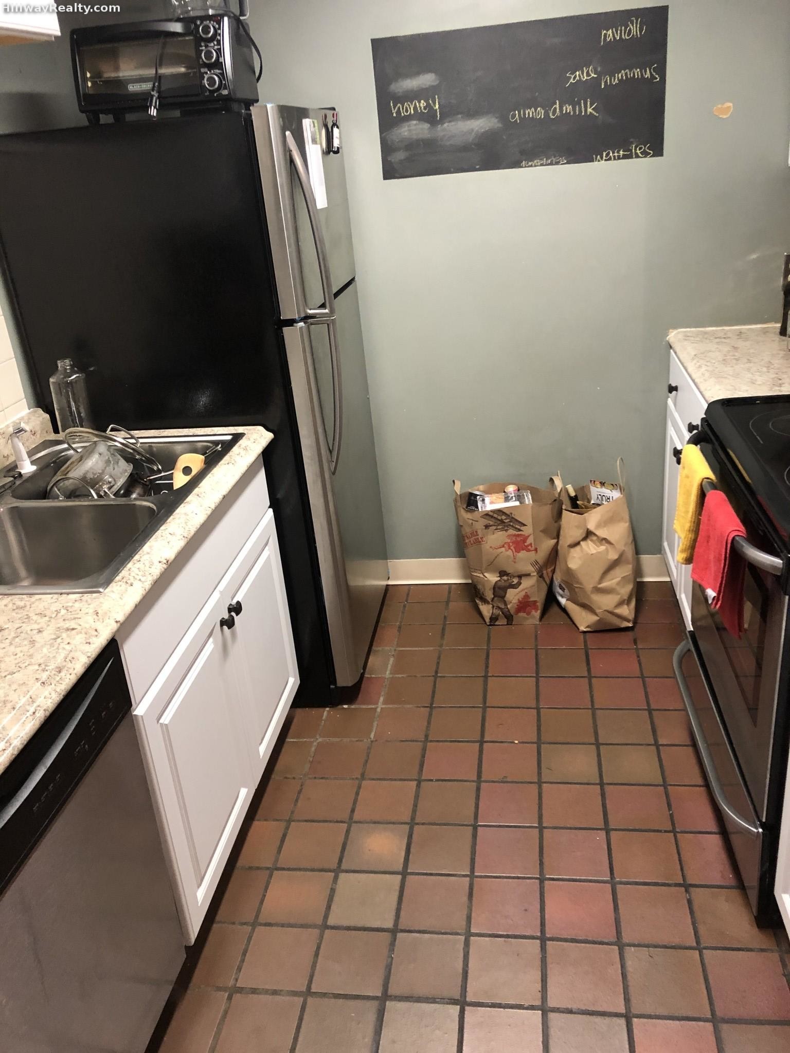 103 Gainsborough St, Fenway