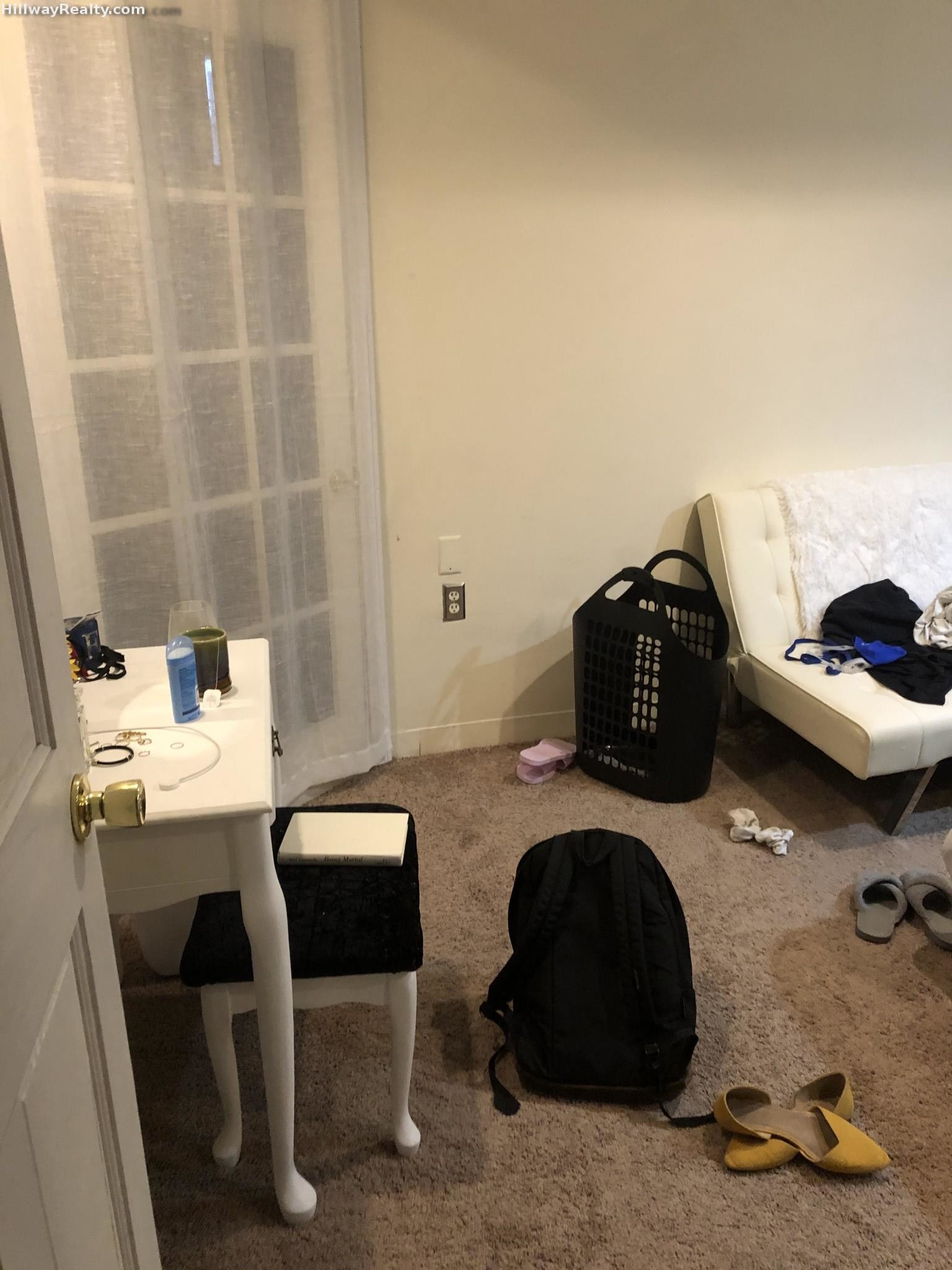 103 Gainsborough St, Fenway