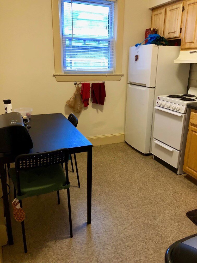 Photos of apartment on Smith St.,Boston MA 02120