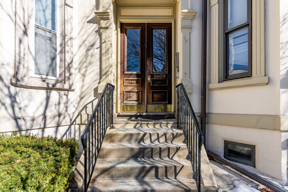 1609 Tremont St, Mission Hill