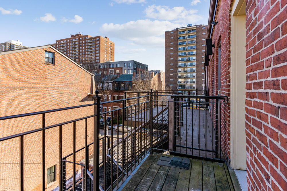 1609 Tremont St, Mission Hill