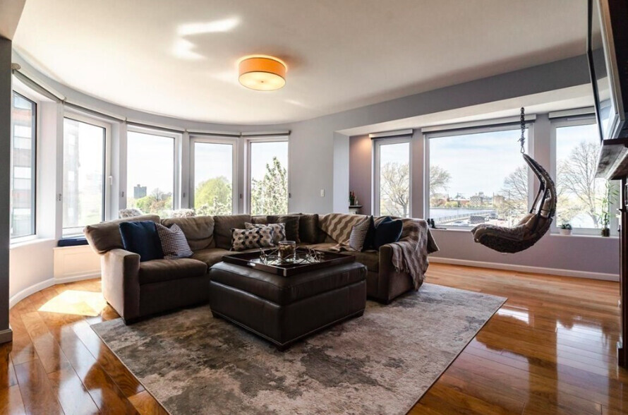 492 Beacon St, Back Bay