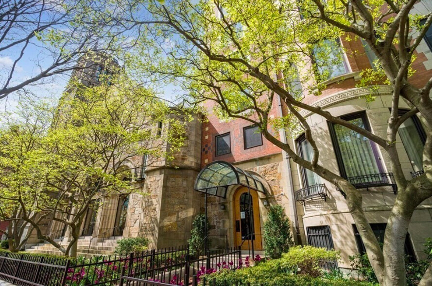 492 Beacon St, Back Bay