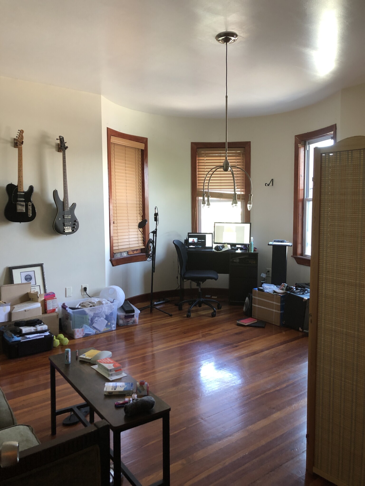 Photos of apartment on Centre St.,Boston MA 02130