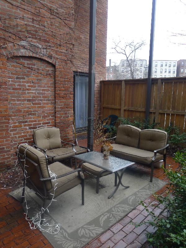 102 Gainsborough St, Fenway