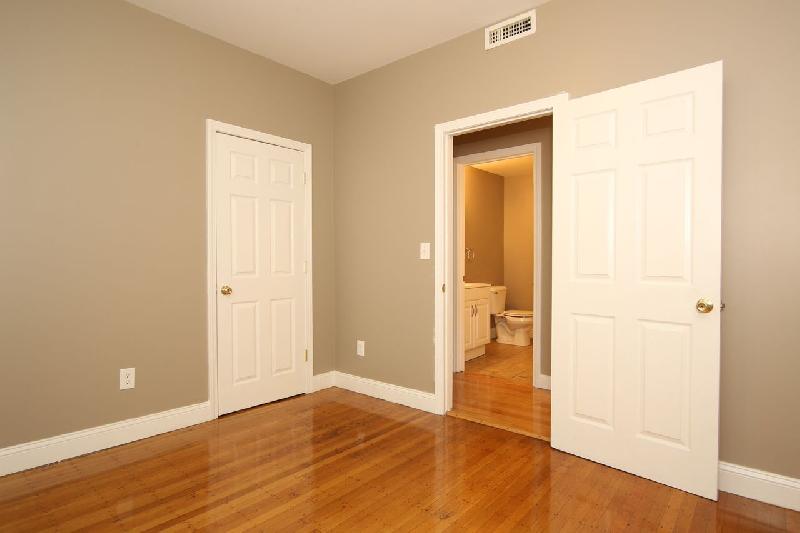 4 bed, 1.5 bath apartment for rent at 26 Monmouth St Unit 2, East Boston — photo 15 of 17