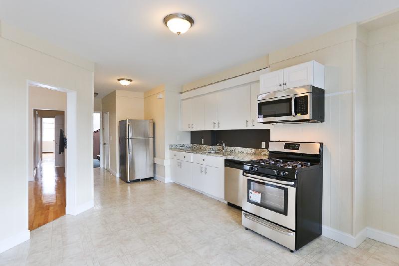4 bed, 1 bath apartment for rent at 133 Cottage St Unit 3, East Boston