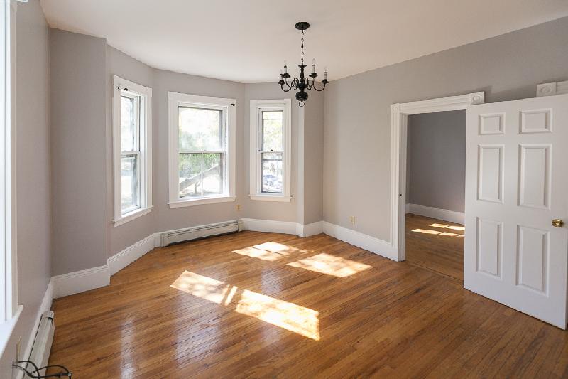 3 bed, 1 bath apartment for rent at 47 Cornwall Unit 2, Jamaica Plain — photo 4 of 8