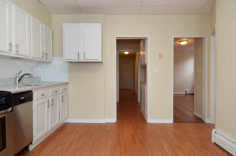 4 bed, 1 bath apartment for rent at 121 Cottage St Unit 3, East Boston — photo 9 of 10