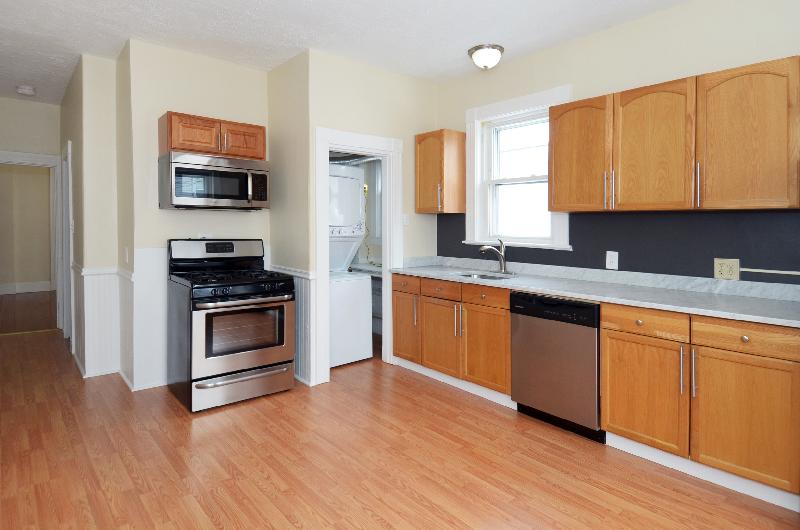 7 bed, 2 bath apartment for rent at 1117 Saratoga St Unit 2, East Boston