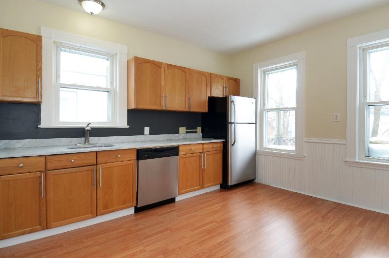7 bed, 2 bath apartment for rent at 1117 Saratoga St Unit 2, East Boston — photo 3 of 16