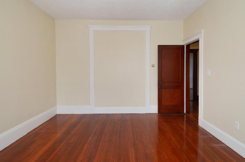 7 bed, 2 bath apartment for rent at 1117 Saratoga St Unit 2, East Boston — photo 9 of 16