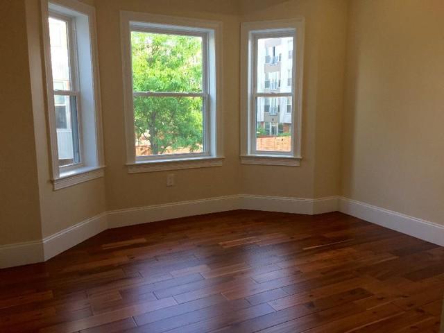 27 Caldwell St, Charlestown