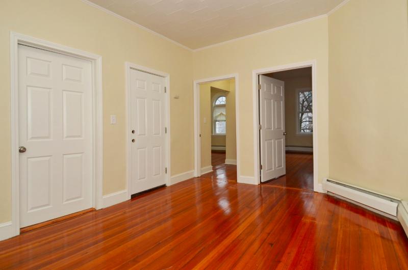 4 bed, 1 bath apartment for rent at 261 Havre Unit 3, East Boston — photo 3 of 3