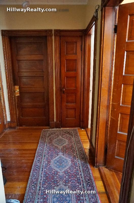 40 Weld Hill St, Jamaica Plain