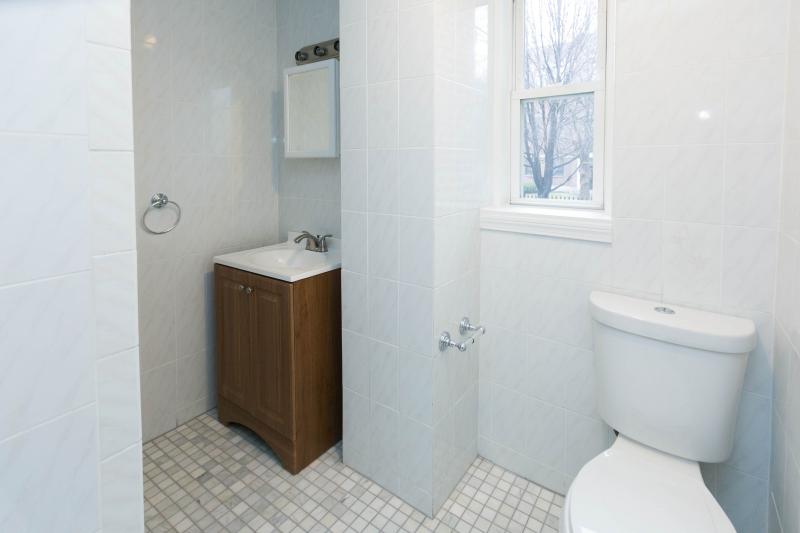 1.5 bed, 1 bath apartment for rent at 64 Lubec St Unit 1R, East Boston — photo 3 of 6