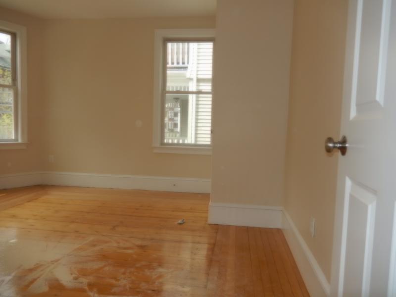 26 Boylston St, Jamaica Plain