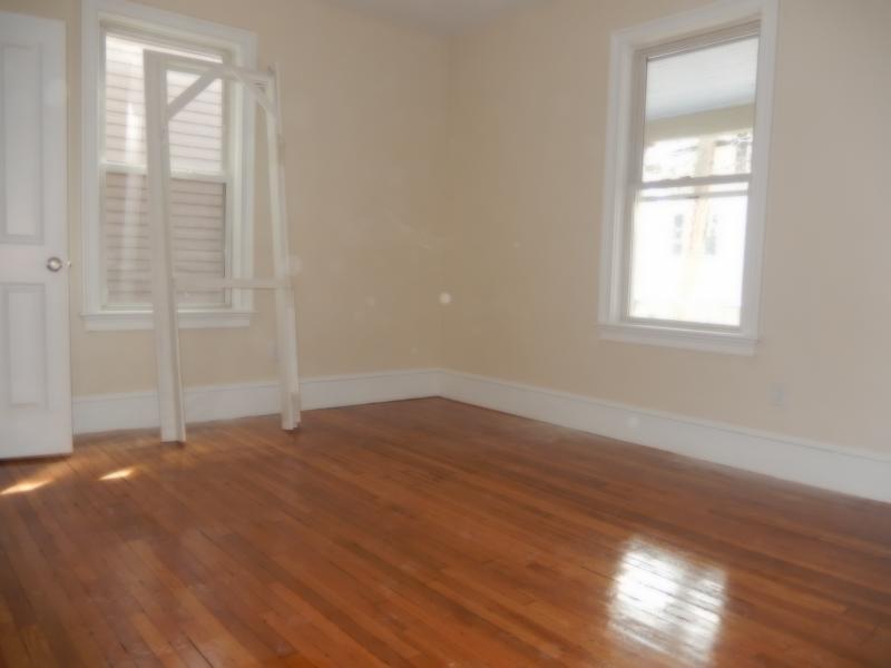 26 Boylston St, Jamaica Plain