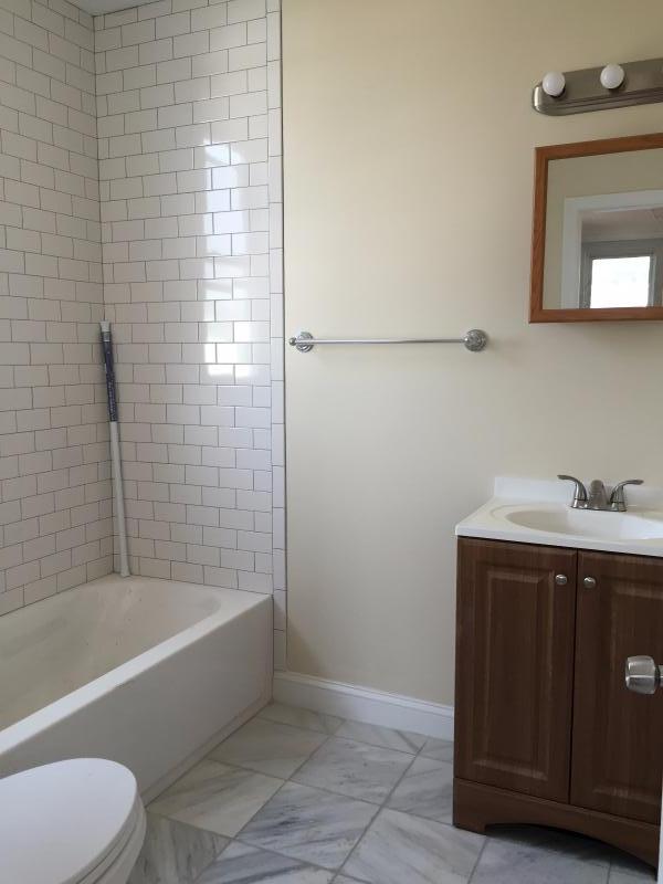 3 bed, 1 bath apartment for rent at 297 Maverick St Unit 3, East Boston — photo 4 of 7