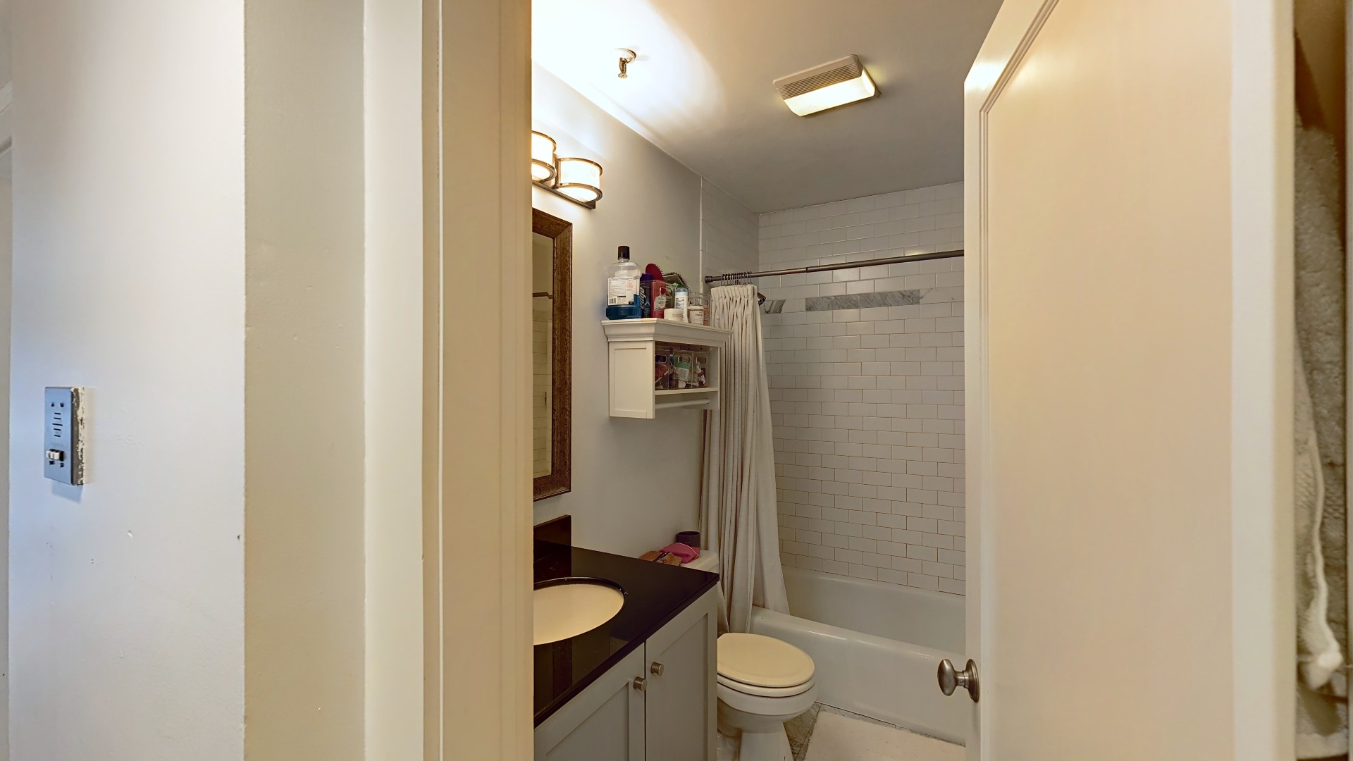 492 Massachusetts Ave, South End