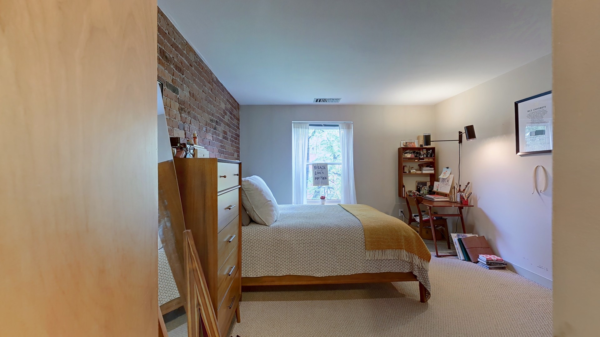 95 Gainsborough St, Fenway