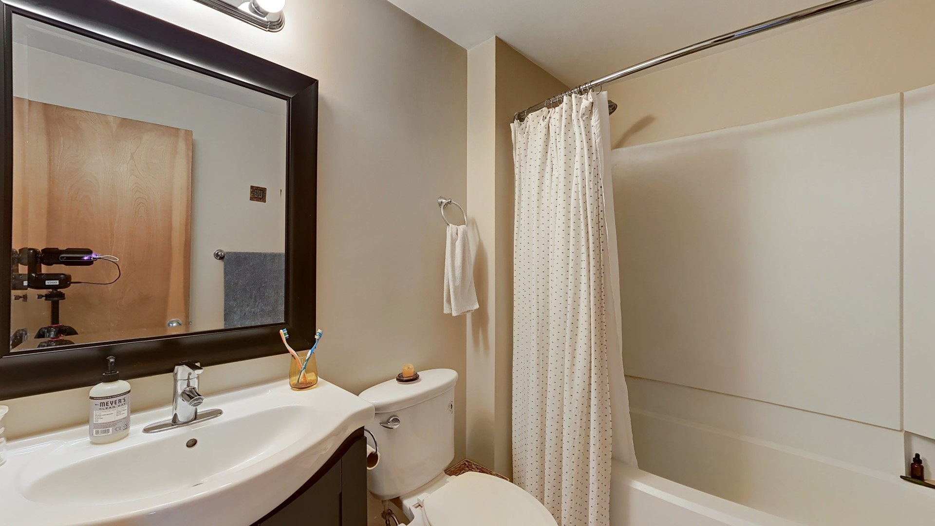 95 Gainsborough St, Fenway