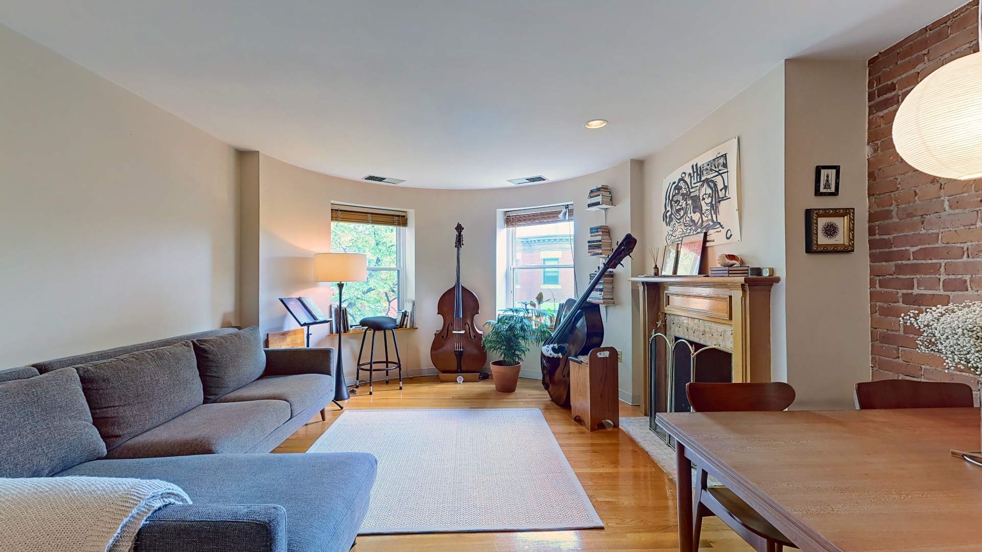 95 Gainsborough St, Fenway