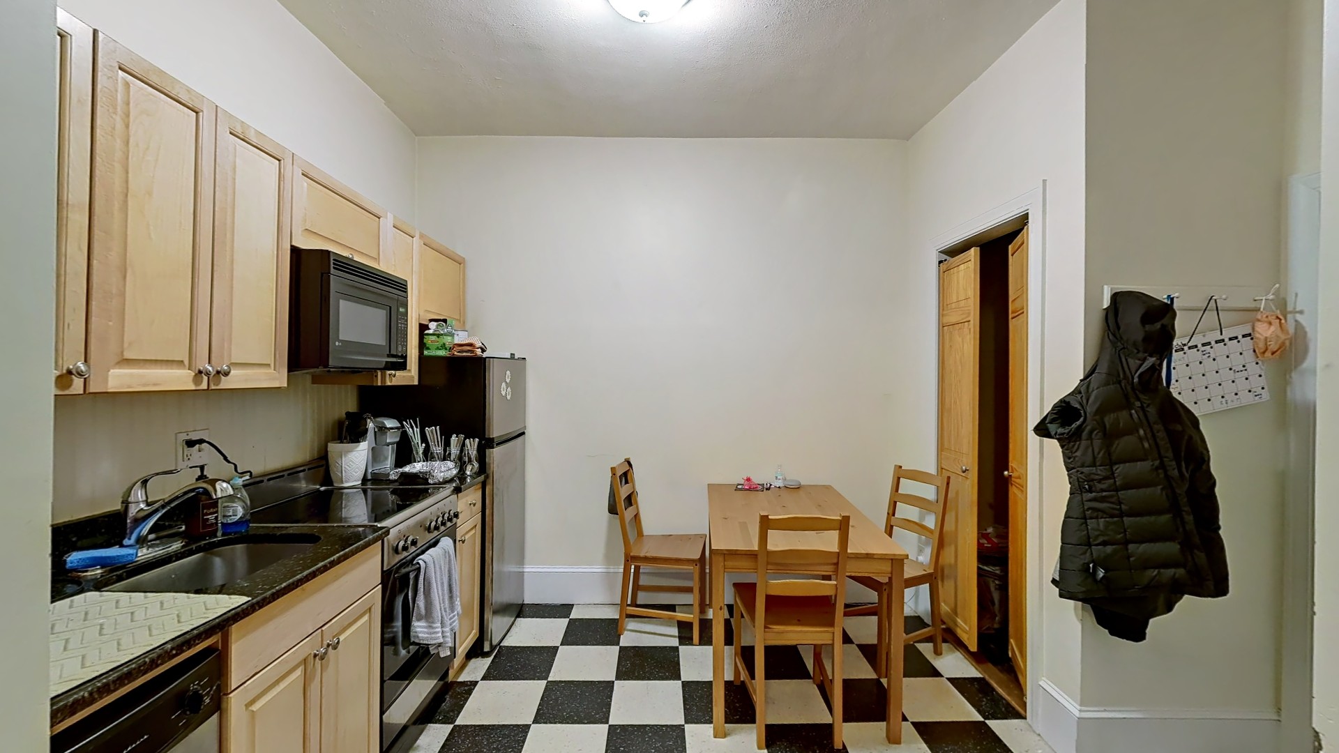 11 Aberdeen St, Fenway