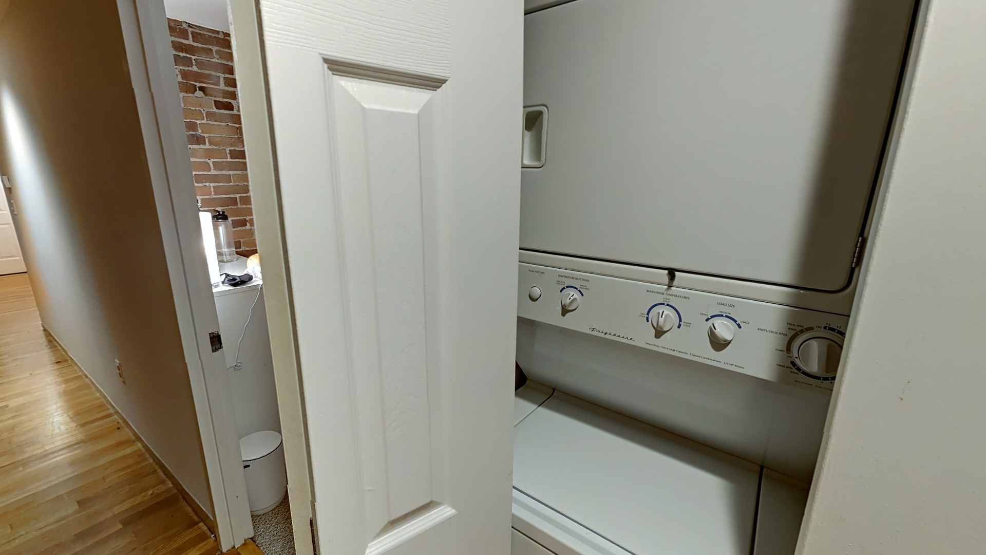 79 Gainsborough St, Fenway