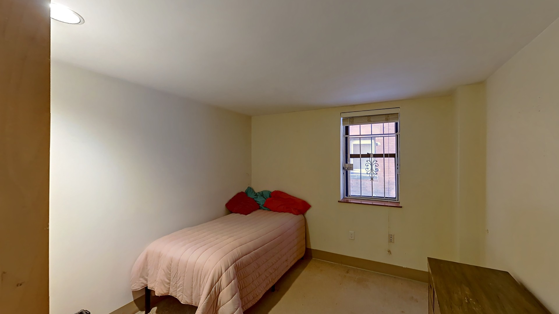 111 Gainsborough St, Fenway