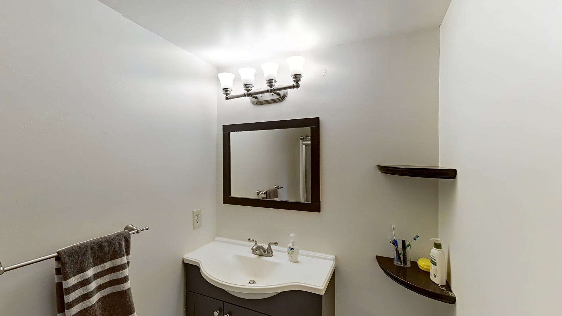 111 Gainsborough St, Fenway