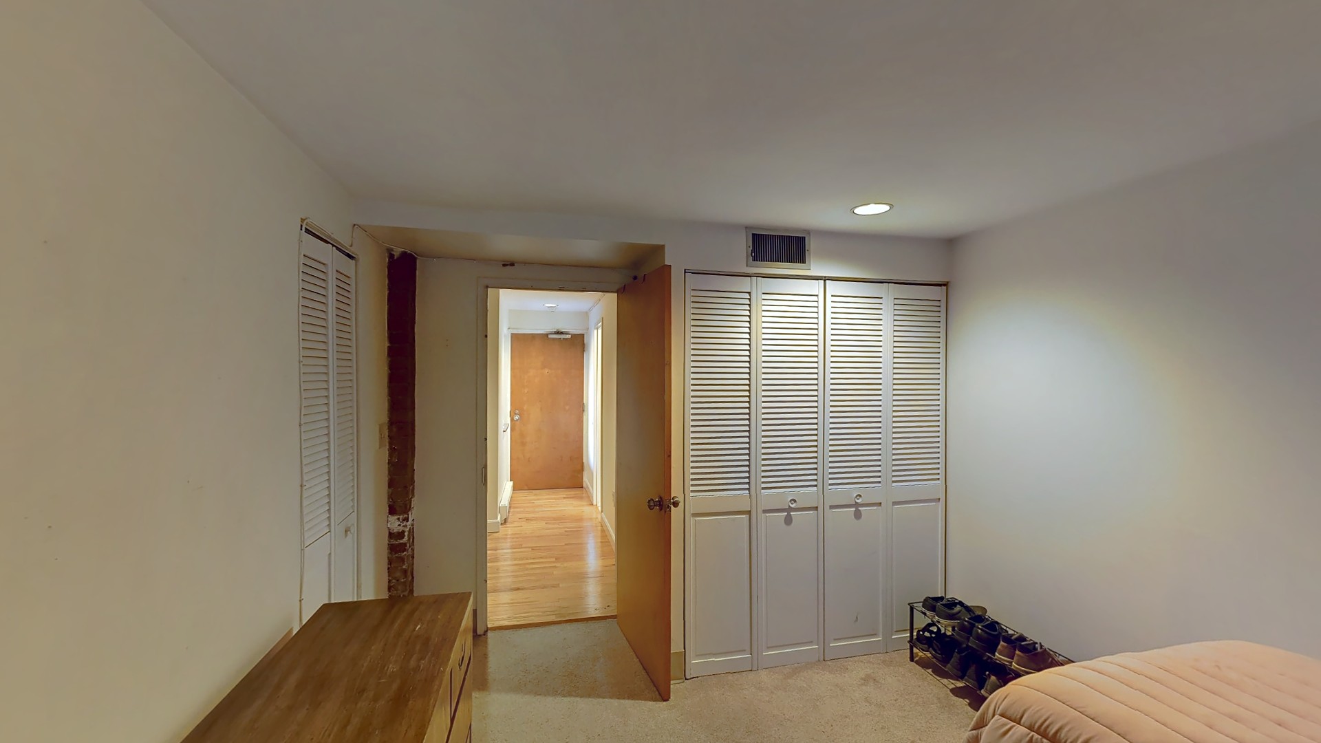 111 Gainsborough St, Fenway