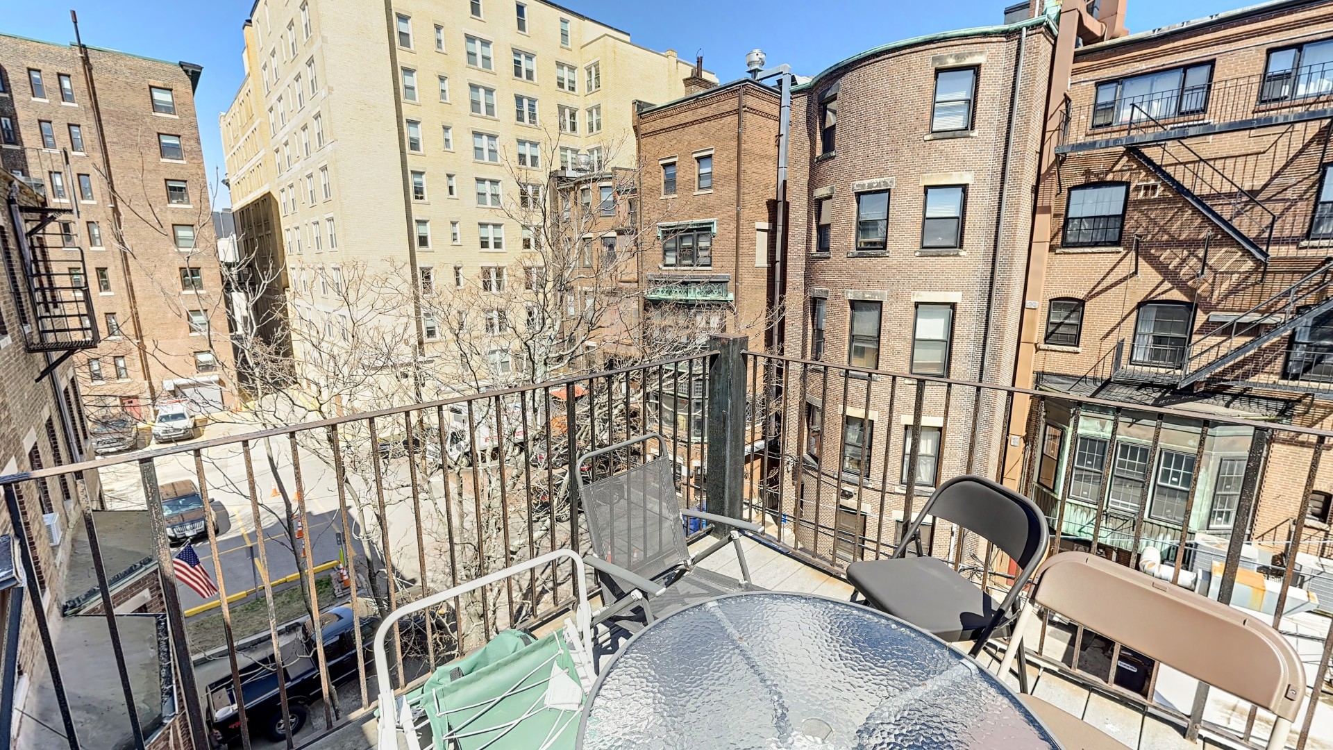 531 Newbury St, Back Bay