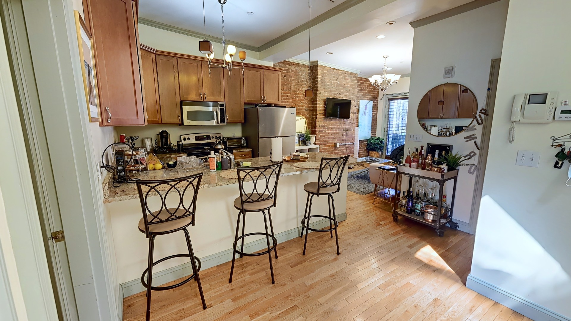 531 Newbury St, Back Bay