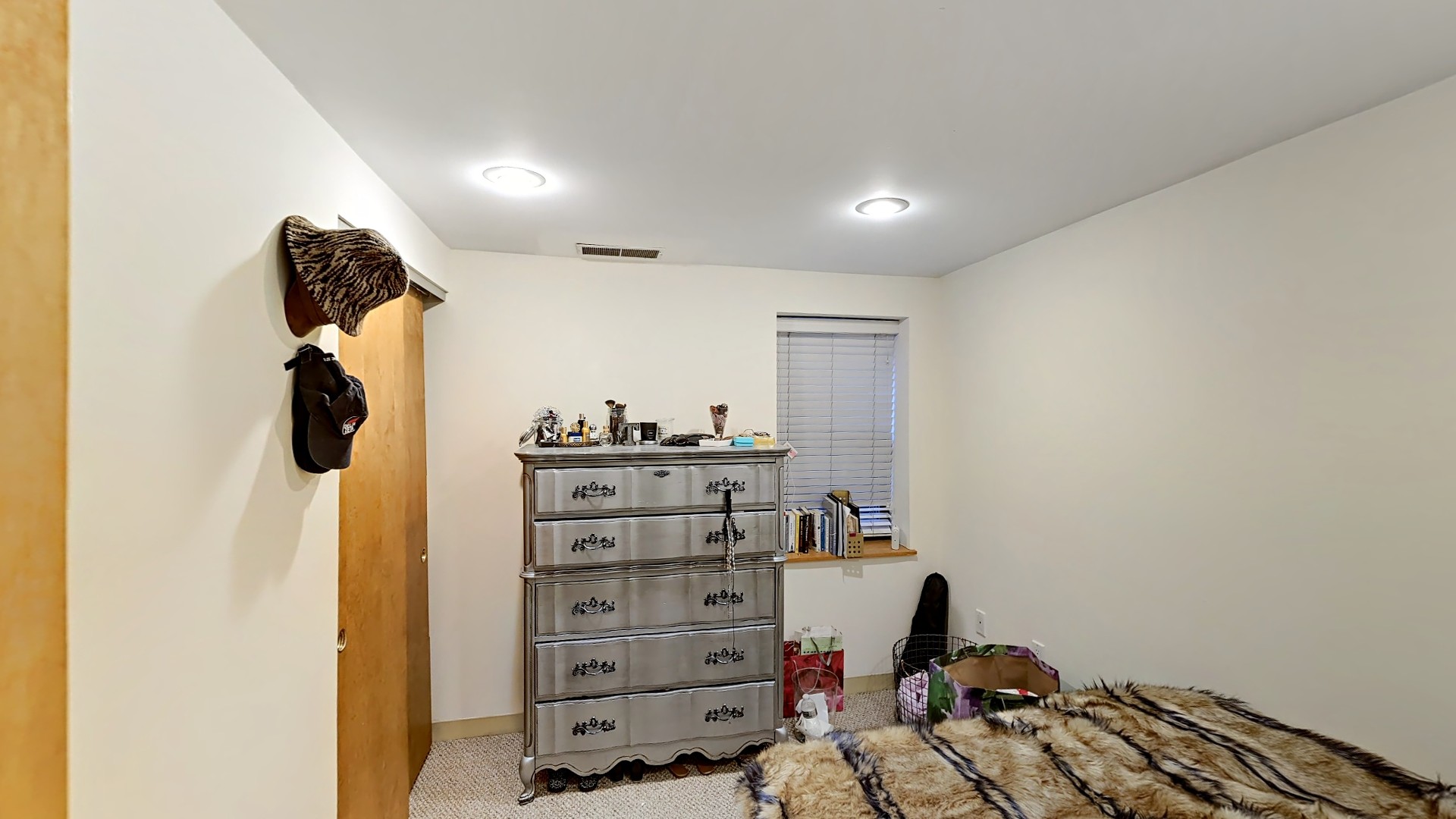 79 Gainsborough St, Fenway