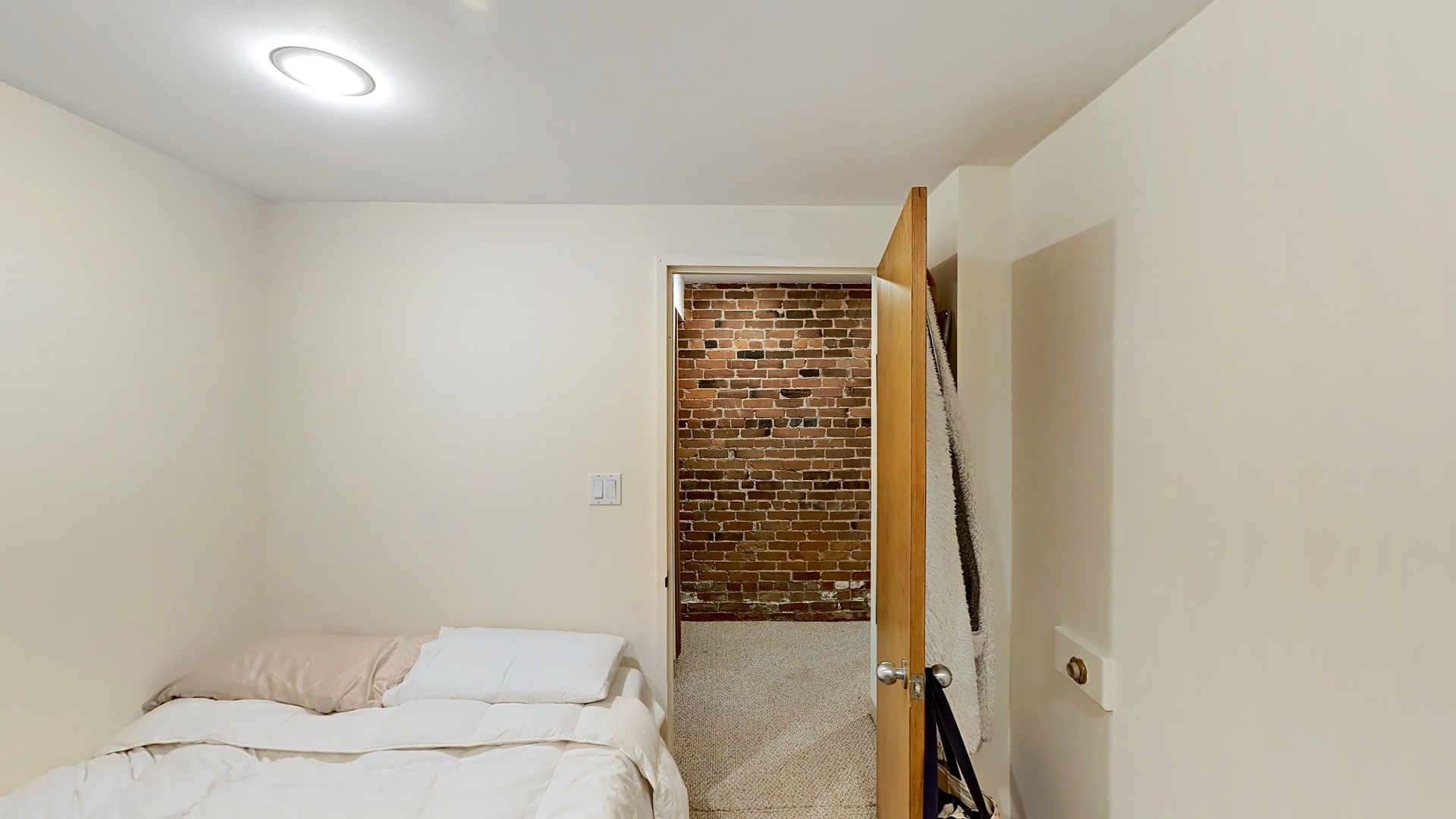 79 Gainsborough St, Fenway