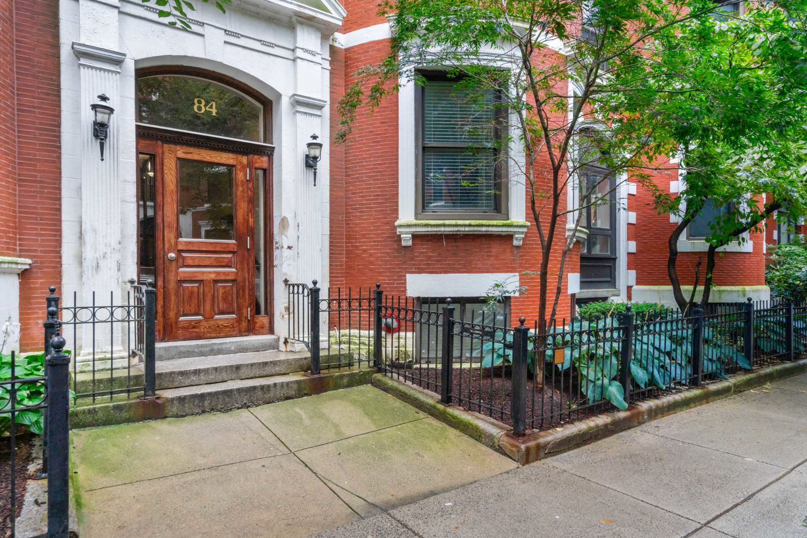 84 Gainsborough St, Fenway