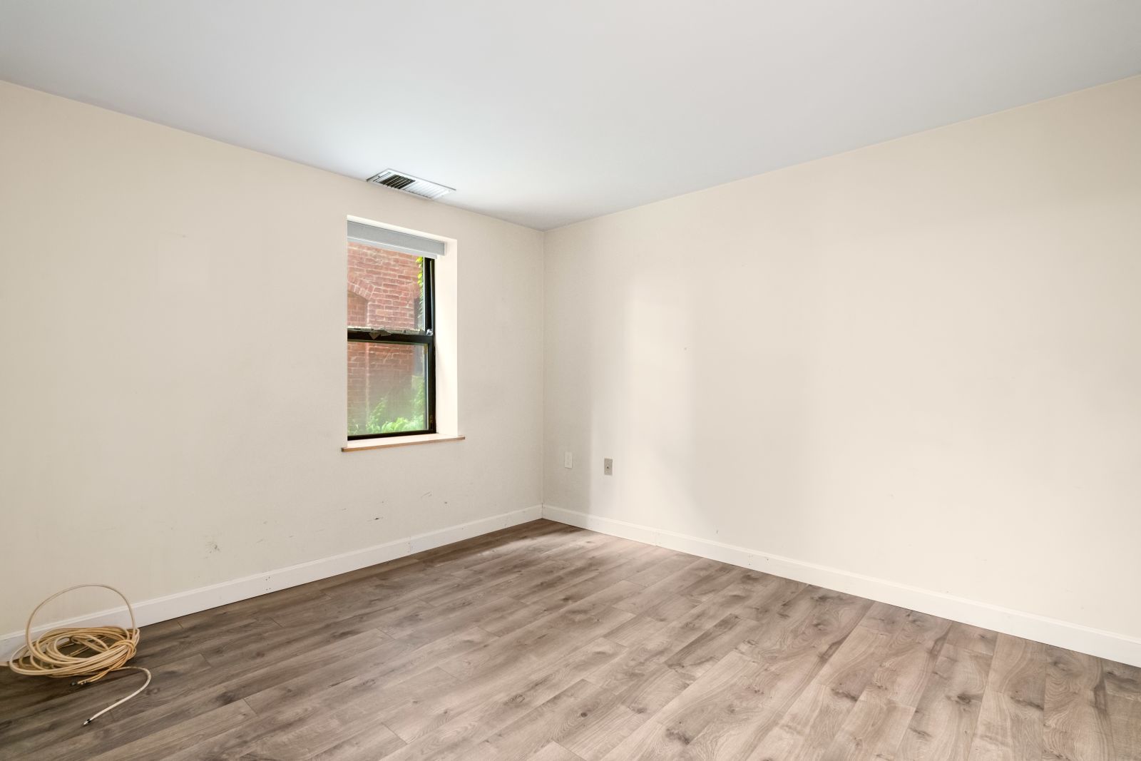 84 Gainsborough St, Fenway