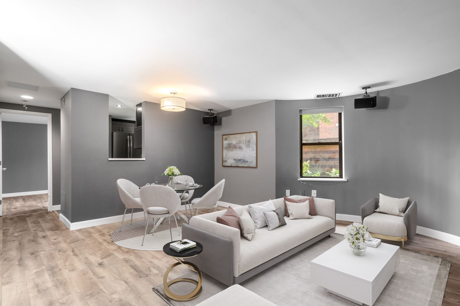 84 Gainsborough St, Fenway