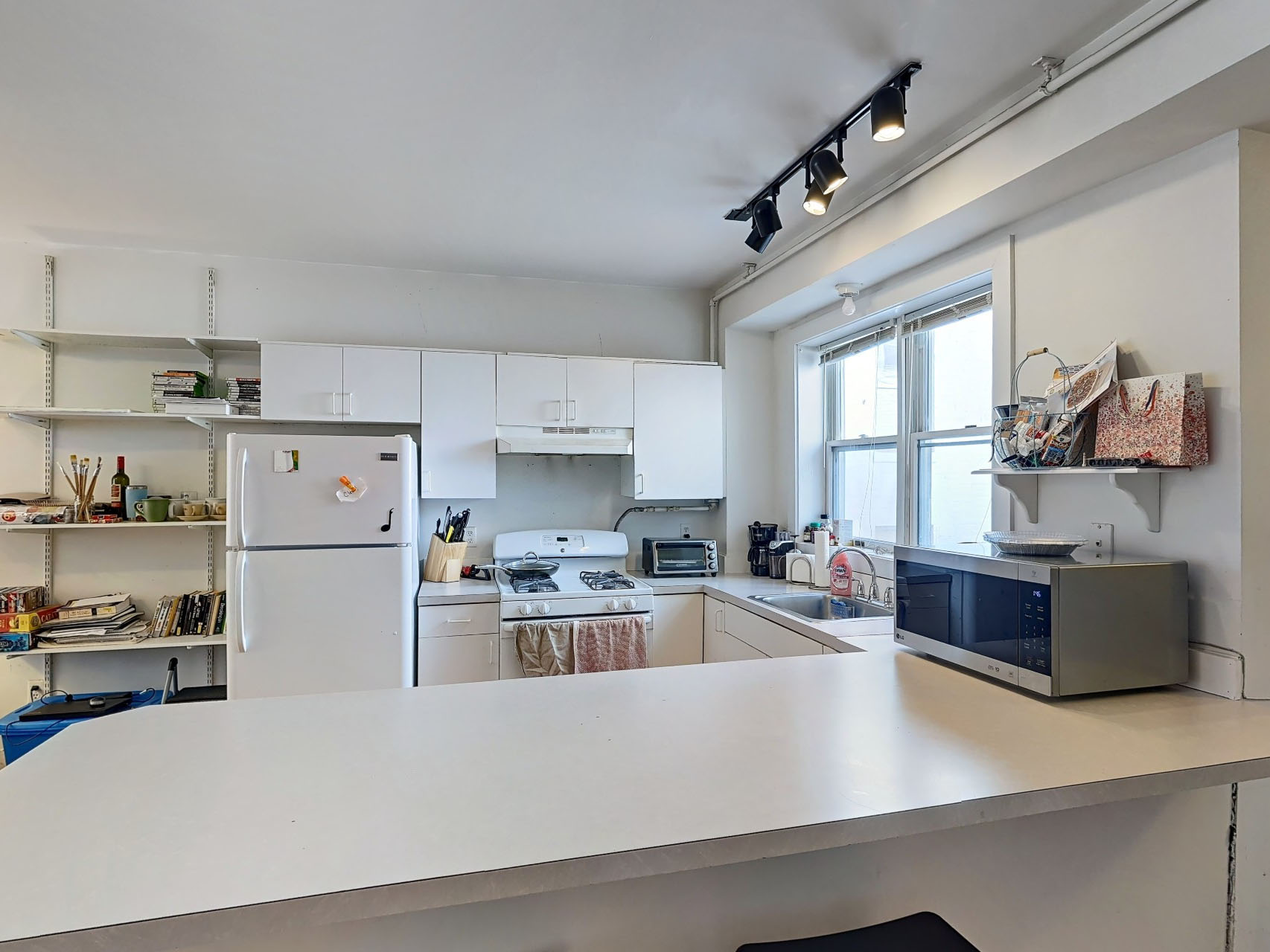 1109 Boylston St, Back Bay