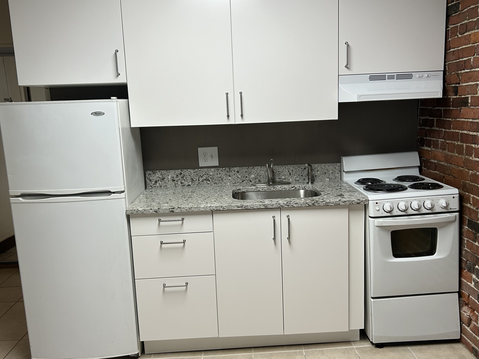 13 Symphony Rd, Fenway