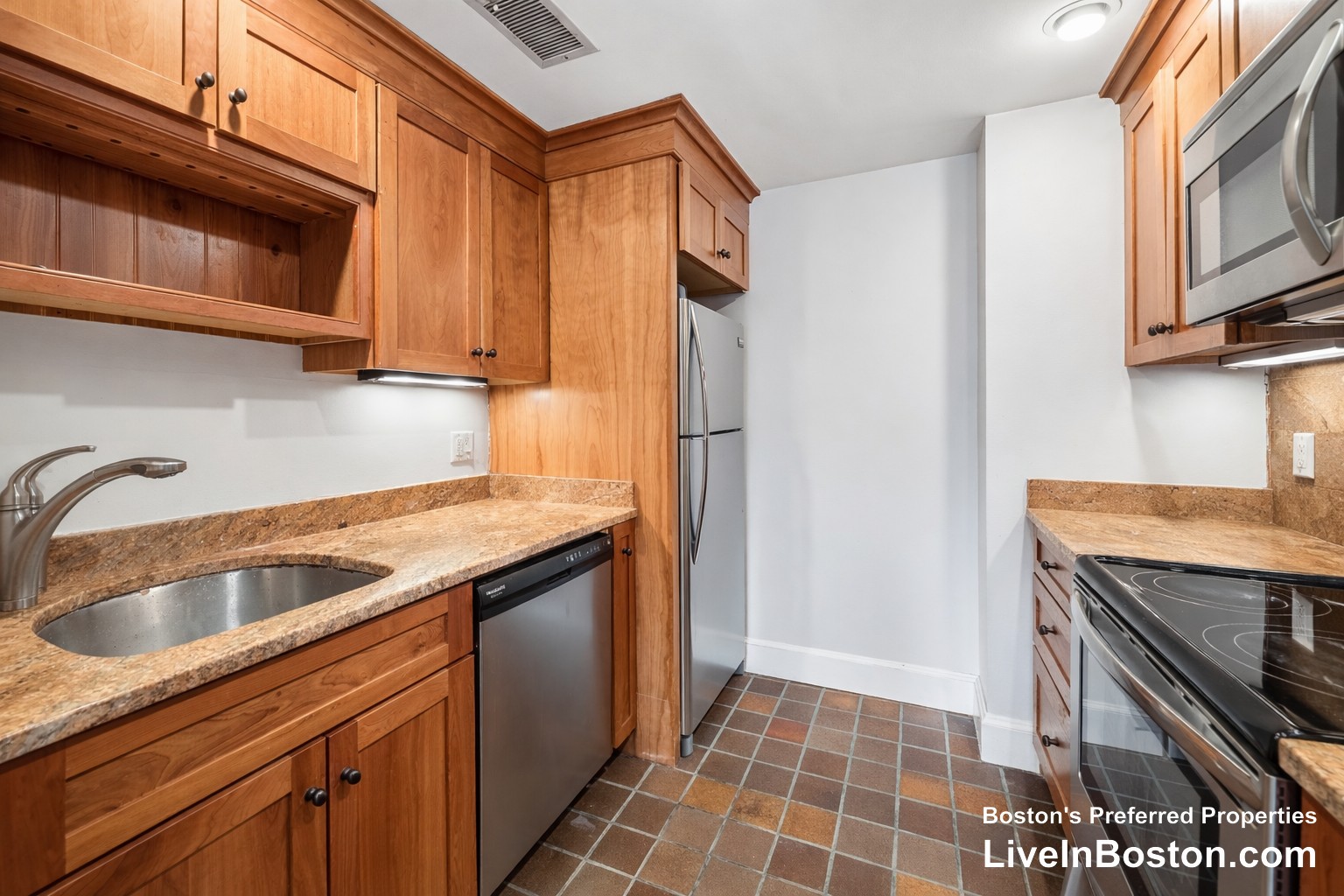 Photos of apartment on Gainsborough St.,Boston MA 02115