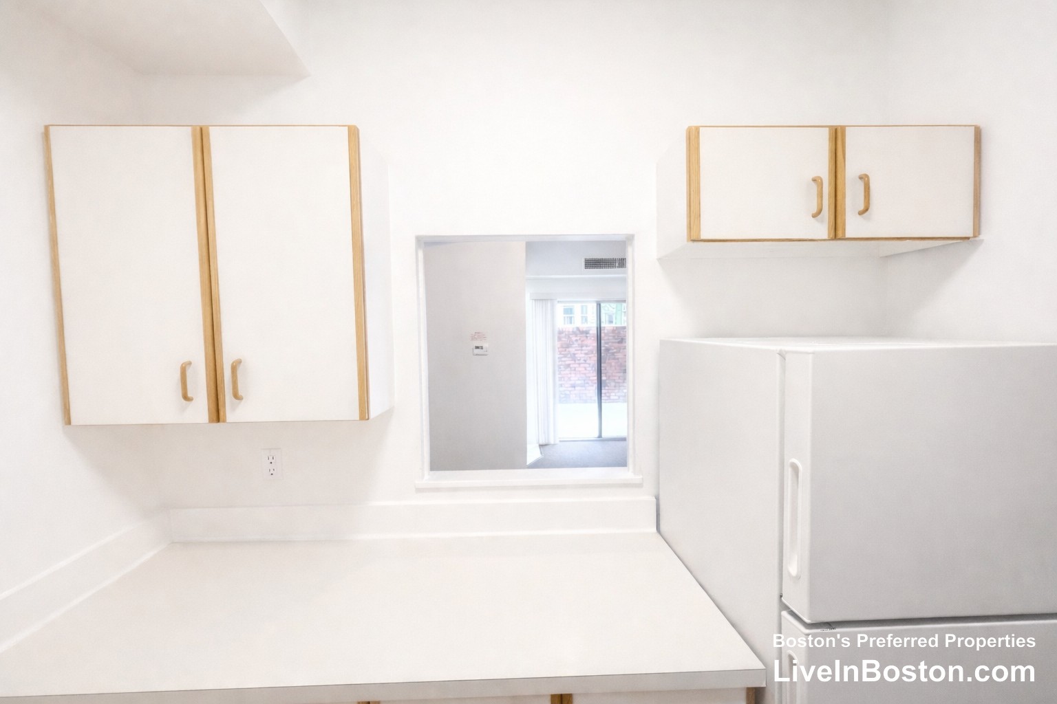 Photos of apartment on Euston Rd.,Boston MA 02135