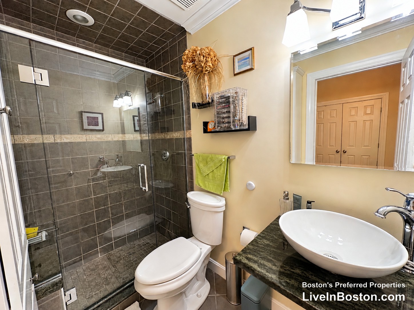 Photos of apartment on East Concord St.,Boston MA 02118